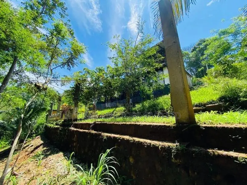 Commercial House for Sale – Gampola Area