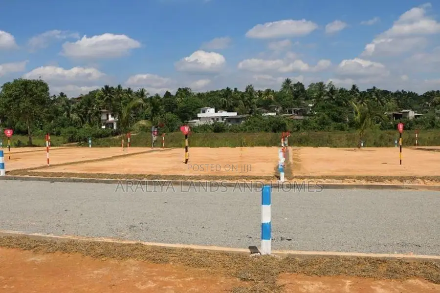 Residential Land For Sale In Meegoda Watareka