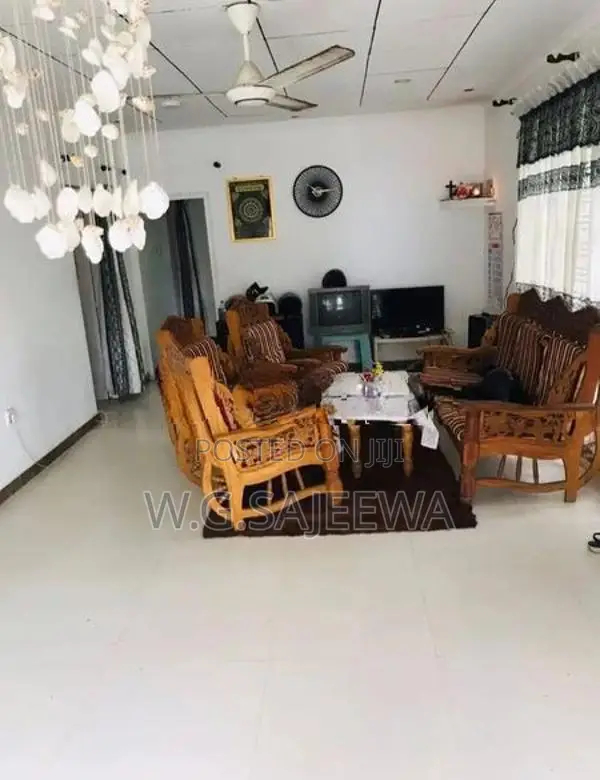 Single Storey complete house sale in Negombo - With 40 perches