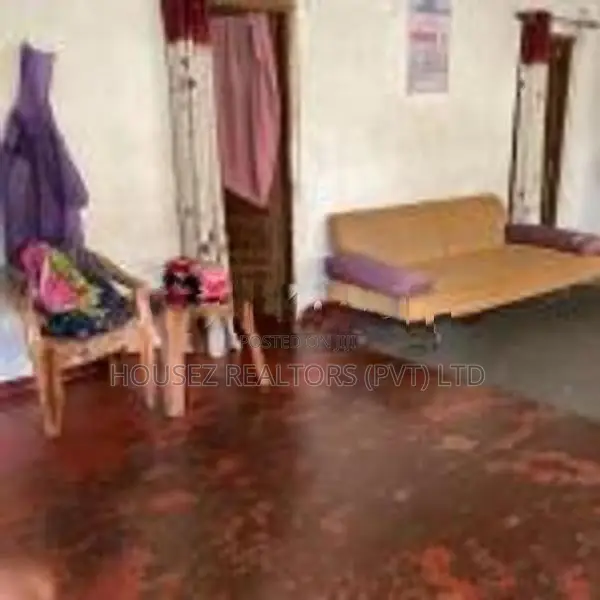 Spacious Family Home with Large Garden for Sale – Kelaniya