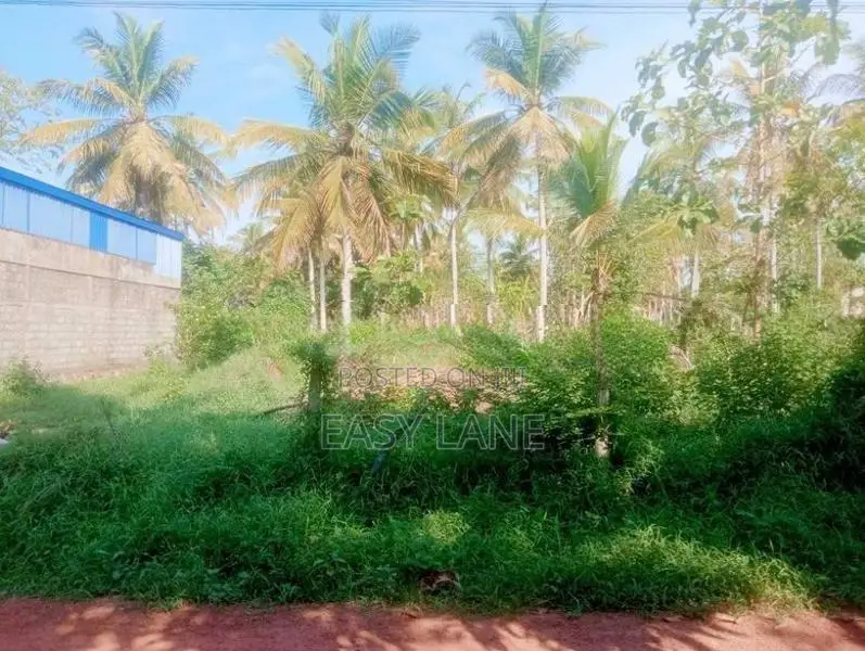 නාත්තන්ඩියෙන් බිම් කොටසක් විකිණීමට