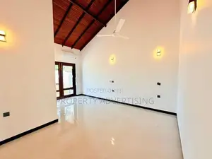 Battaramulla Architect-Designed Super Luxury House for Sale