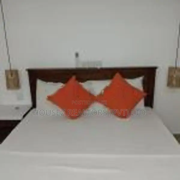 Elegant Luxury villa Near Airport – Fully Furnished Negombo