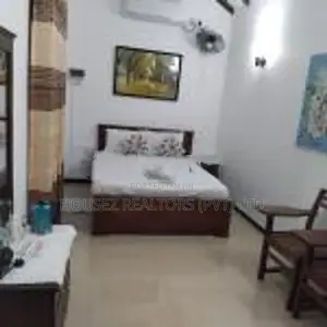 Elegant Luxury villa Near Airport – Fully Furnished Negombo