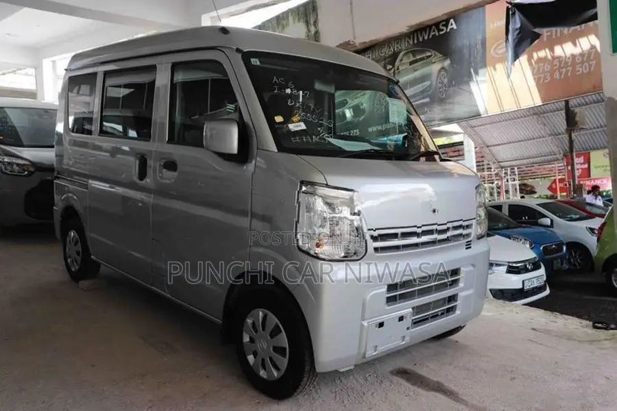Nissan Clipper 2024