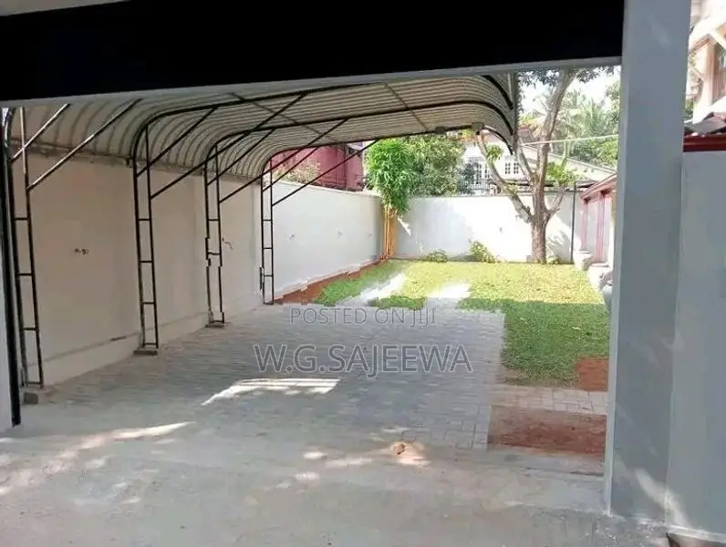 Furnished Well maintained House rent in Katunayake