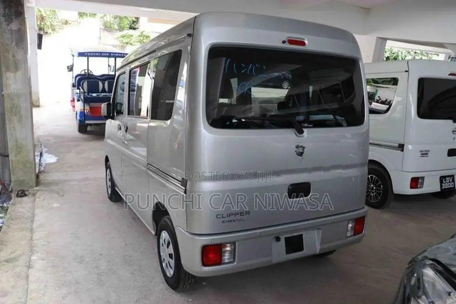 Nissan Clipper 2024