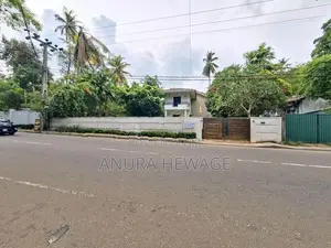 කොට්ටාව මාර්ගයට මුහුණලා ඉතා වටිනා ඉඩමක් විකිණීමට. (ID : KOTT004S)