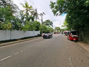 කොට්ටාව මාර්ගයට මුහුණලා ඉතා වටිනා ඉඩමක් විකිණීමට. (ID : KOTT004S)