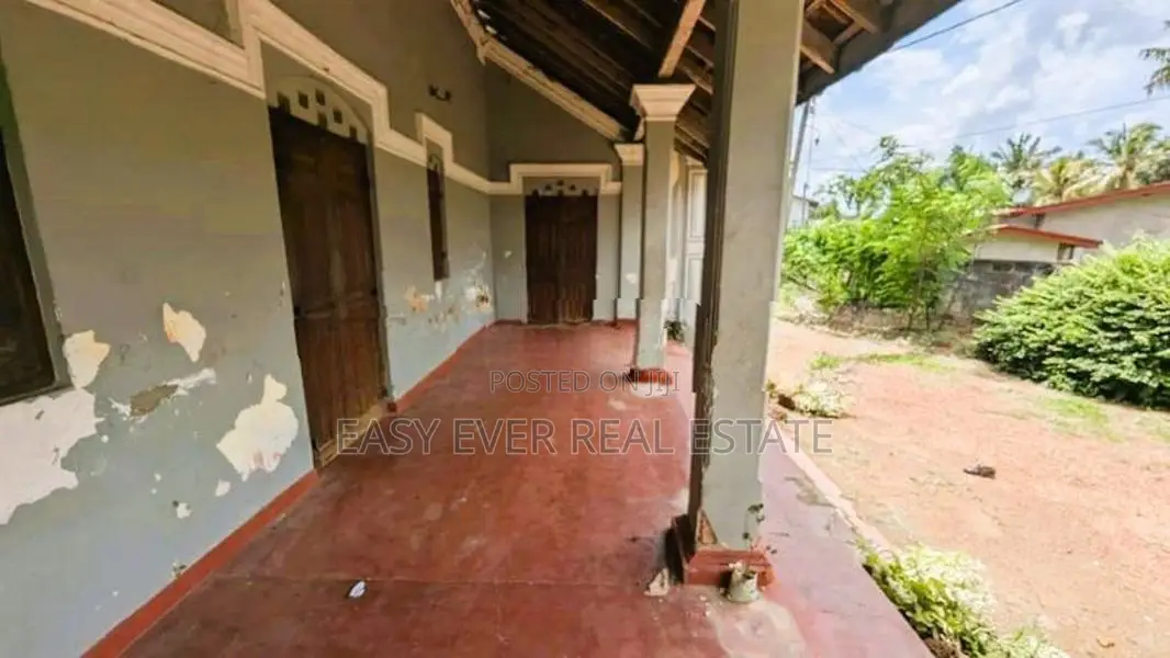 කඩවතින් House for Sale