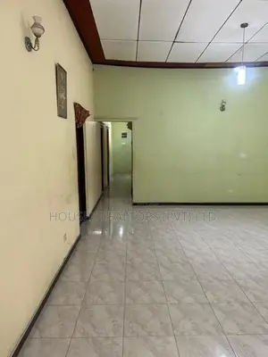 Beautiful 5-Bedroom House for Sale in Nawalapitiya – Paththunupitiya