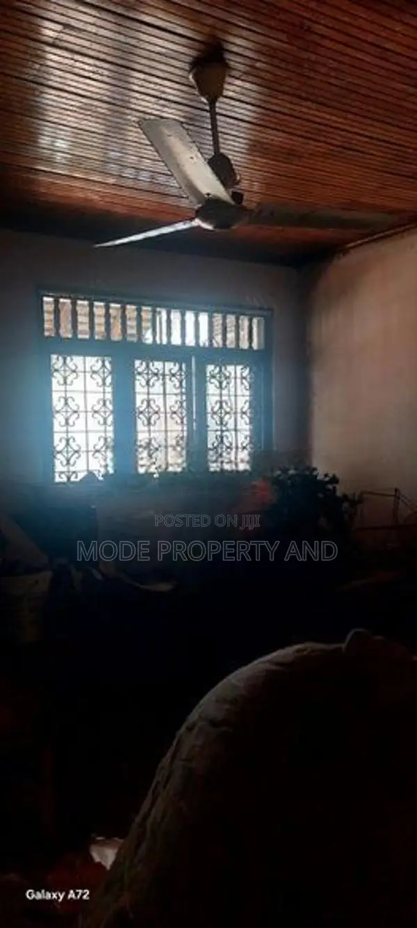 land for sale in mountlavaniya