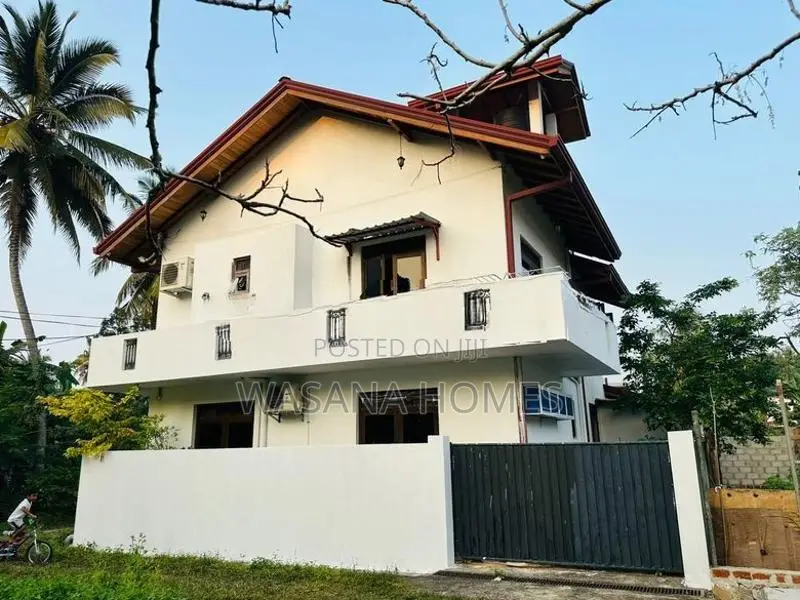 Remarkable House for Sale Maharagama Town