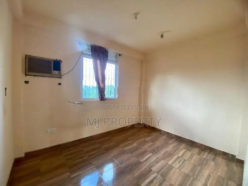 (GR-1021) Valuable Commercial Office Space Rent in Godagama