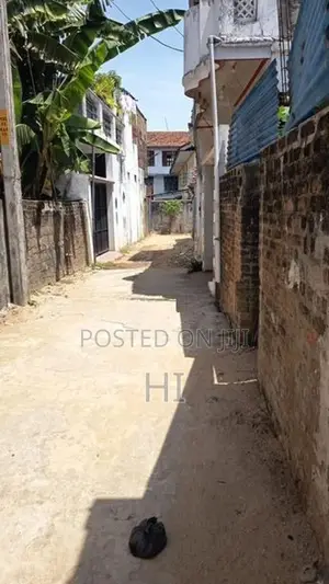 House for Sale Near Zahira College Orabipasha Road Kalmunei
