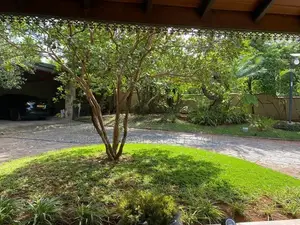 Luxury banglow 92 perch with 2 acres paddy field Maharagama