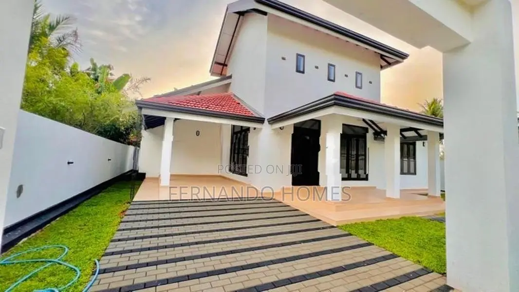Great Latest Newly Built Single Storey House Sale in Negombo