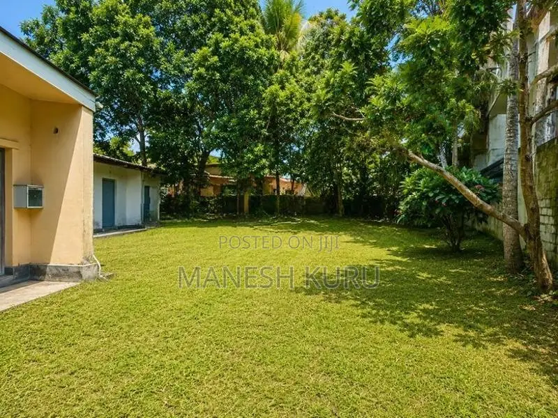33 Perch Land for Sale Dehiwala