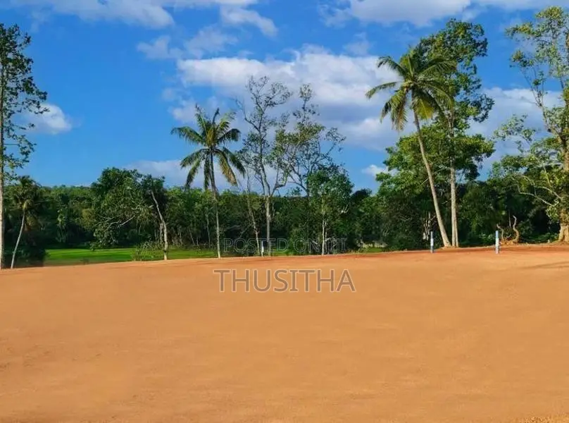Yakkala Kalagedihena Land for Sale