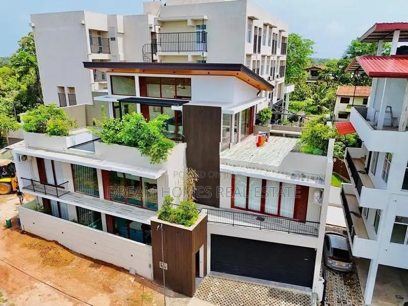 Luxury Fully Furnished Villa for Sale in Werahera, Boralesgamuwa