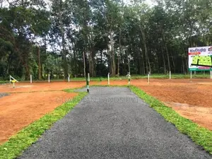Land for Sale in Hanwella