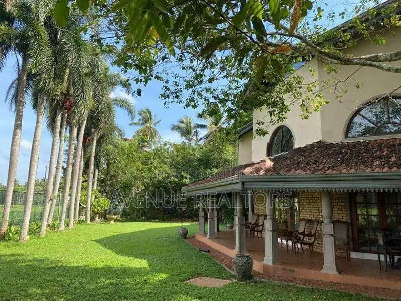 Luxury Estate House for Sale Maharagama