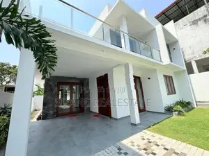 Luxury Beautiful Two Storey House for Sale in Athurugiriya