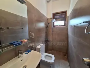 Luxury House for Sale in Mount Lavinia