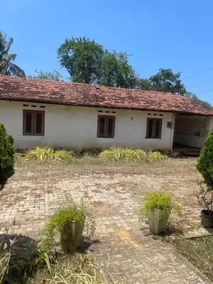 Prime Land with Two Houses for Sale in Chilaw
