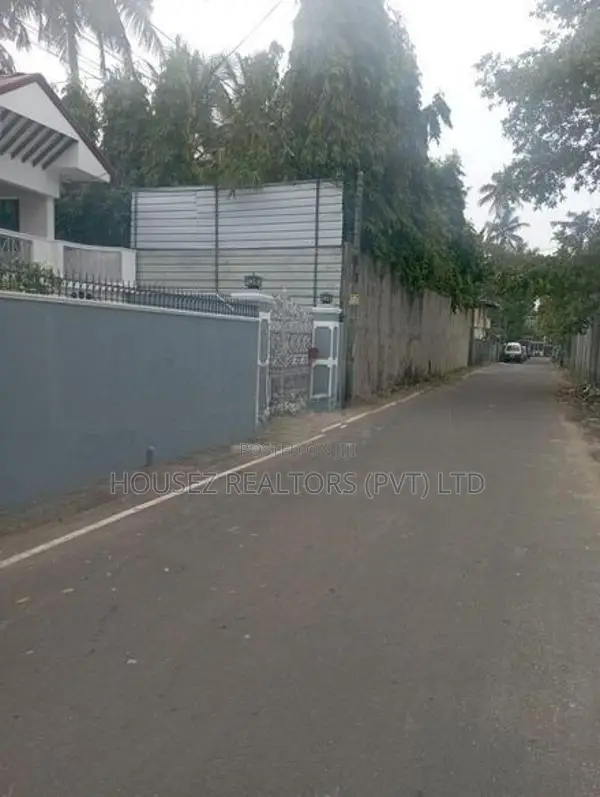 Luxury Two-Storey House for Sale – Kandana Area
