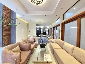 Architecture Designed Fully Air-Conditioned Luxury House-Battaramulla