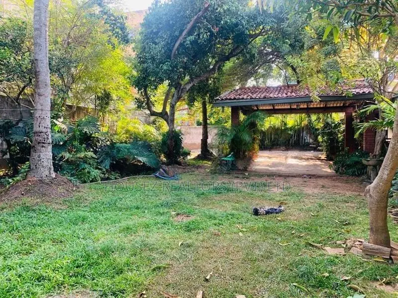 Spacious House for Sale Near Galle Road, Mount Lavinia