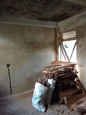 2-Story House for Sale in Moratuwa (egodauyana)