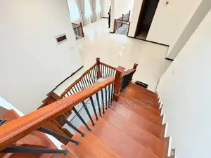 Luxury House Sale in Thalawathugoda