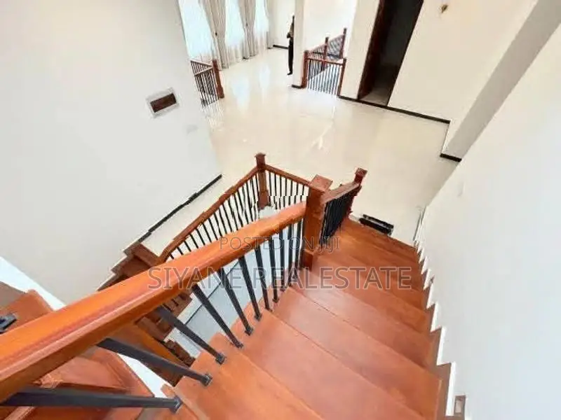 Luxury House Sale in Thalawathugoda