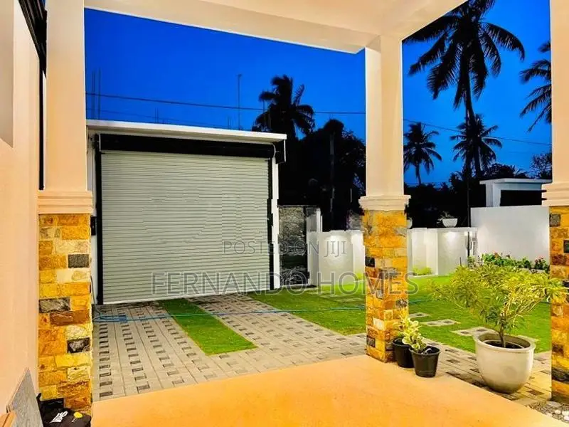 Readying Soon Modern Design 4 BR Luxury Quality House For Sale Negombo
