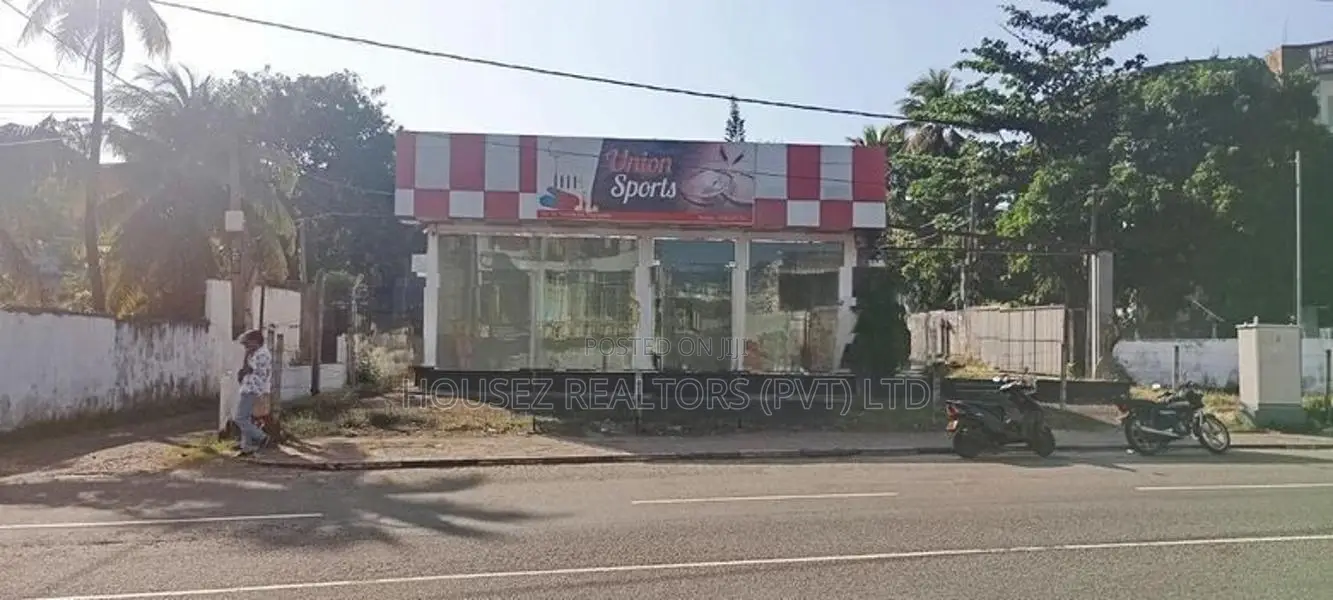 Prime Land for Sale in Nugegoda – Facing Main Road