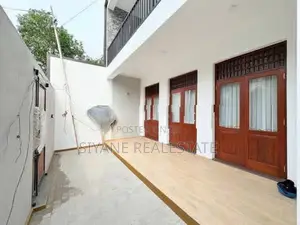 Luxury House Sale in Thalawathugoda