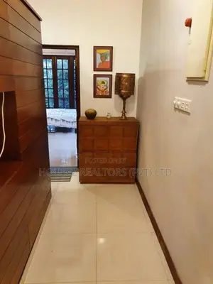 Fully Furnished Luxury First-Floor Apartment for Rent – Mount Lavinia