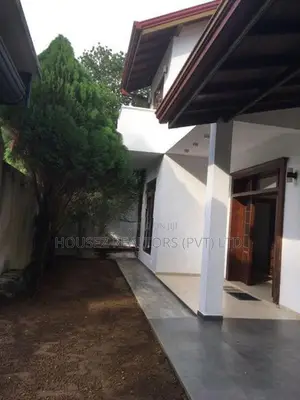 House for Sale – Gemunupura 1st Lane, Kothalawala (Near IDL Lanka)