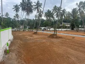 Land for Sale Kandy Road Mawathagama