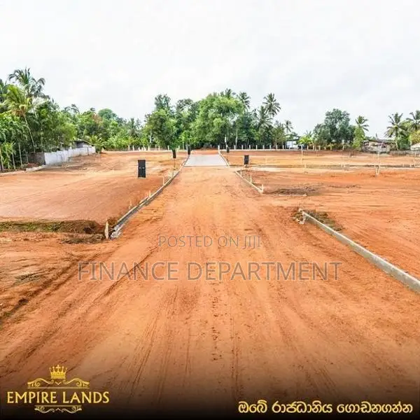 Moragahahena worth a great deal of money Land for Sale in Padukka Road