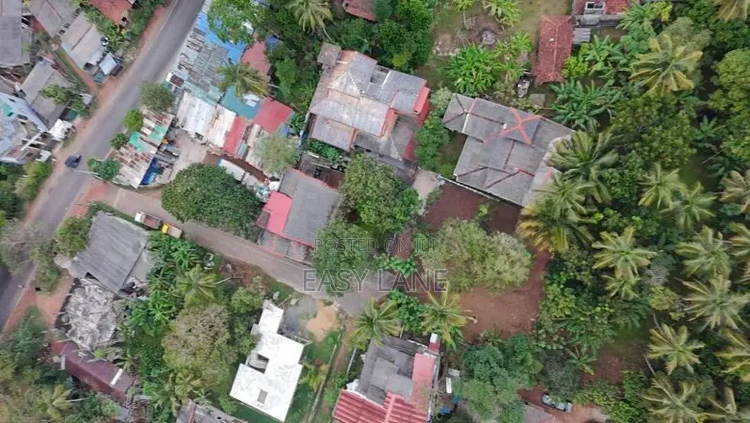 ගම්පහ – ඔරුතොට පාරේ සුපිරි ඉඩමක් විකිණීමට
