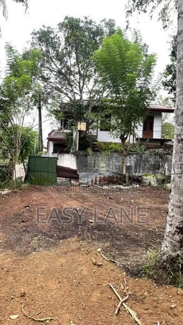 ගම්පහ – ඔරුතොට පාරේ සුපිරි ඉඩමක් විකිණීමට