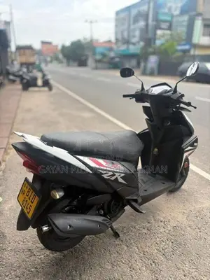 Yamaha Ray ZR 2019