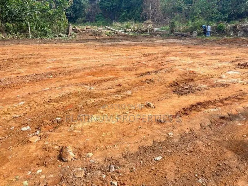 43 Perches Land For Sale In Athurugiriya