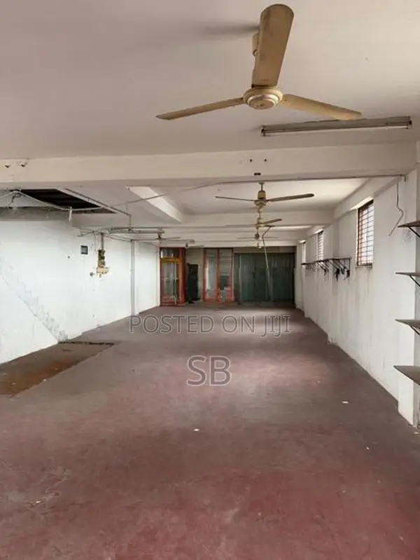 Commercial Building for Rent Kadawatha City