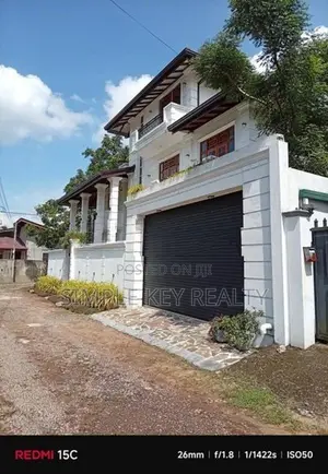 BB62-Beutiful three store house for sale in gampaha yakkala road