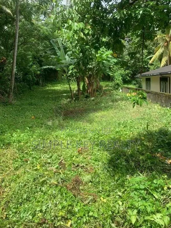 Land for sale in kadawatha