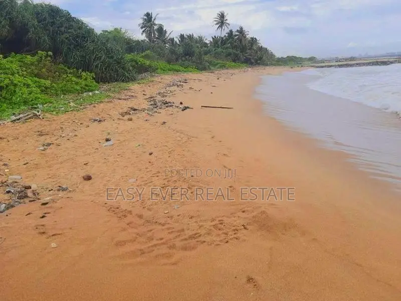 වත්තලින් සුපිරිම Land